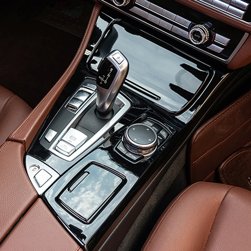 BMW 5 Serisi F10 Karbon Fiber  - Interior Design Mood Board incelemesi ve fiyatı