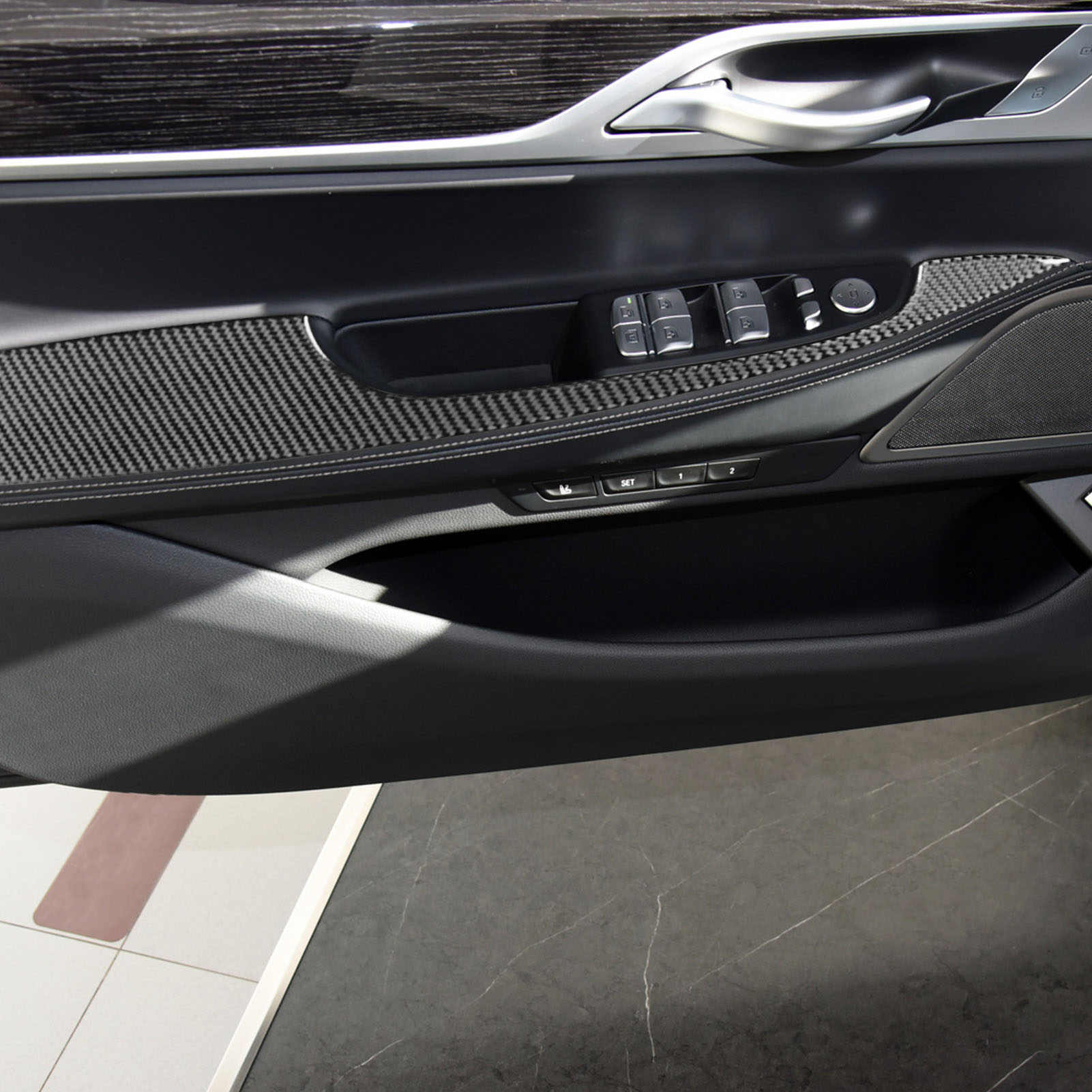 BMW 7 serisi için G11 G12 2015 - Interior Design Mood Board incelemesi ve fiyatı
